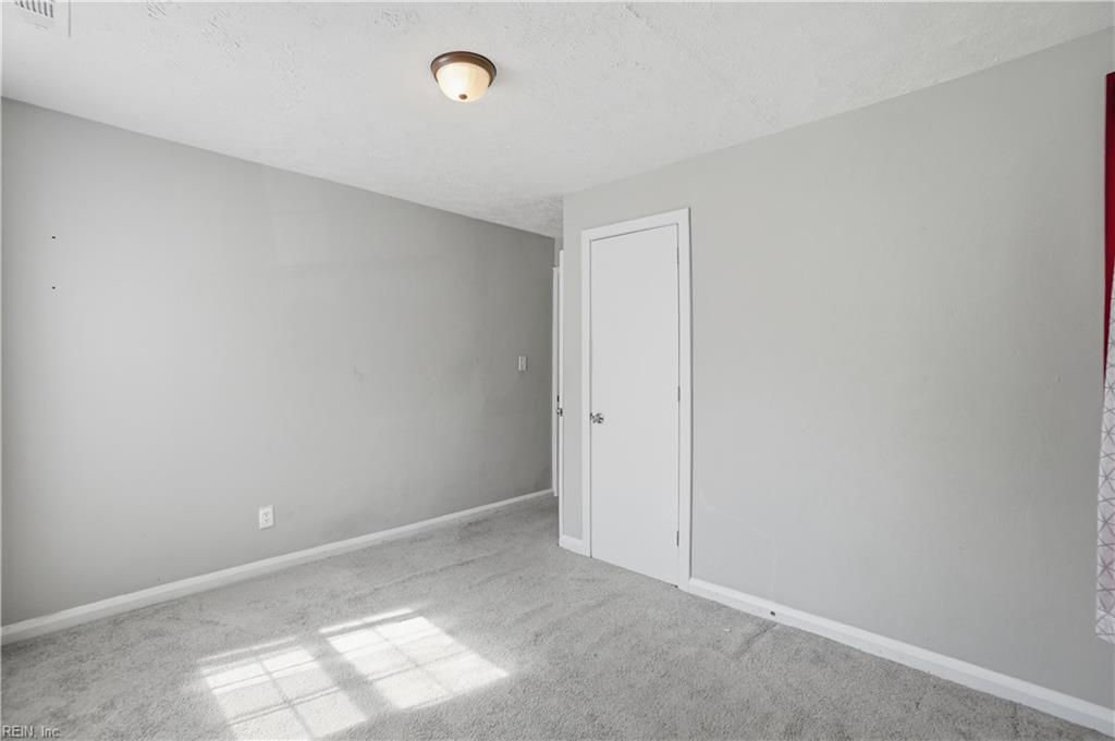103 Woodhaven Road Newport News VA 23608