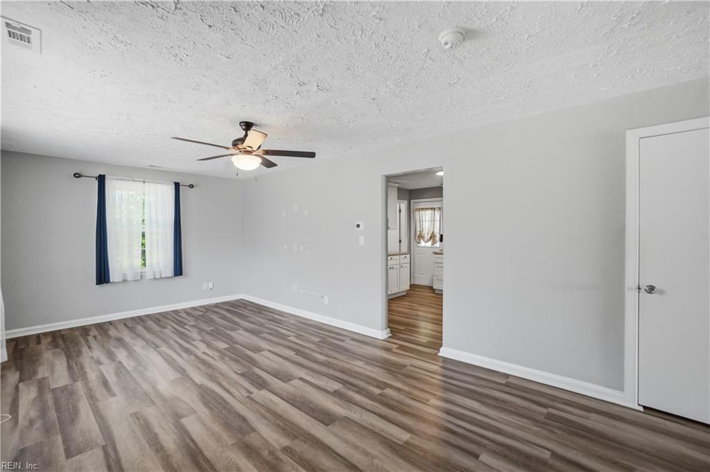 103 Woodhaven Road Newport News VA 23608