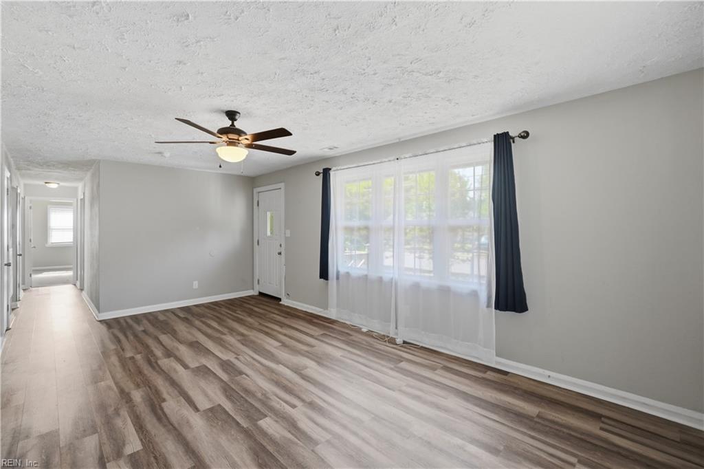 103 Woodhaven Road Newport News VA 23608