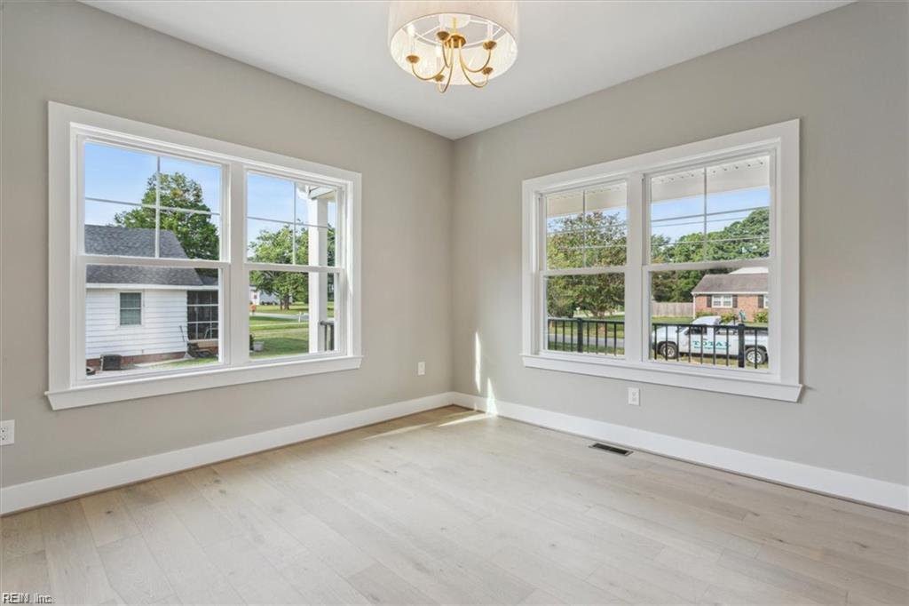 16 Madison Lane S Newport News VA 23606