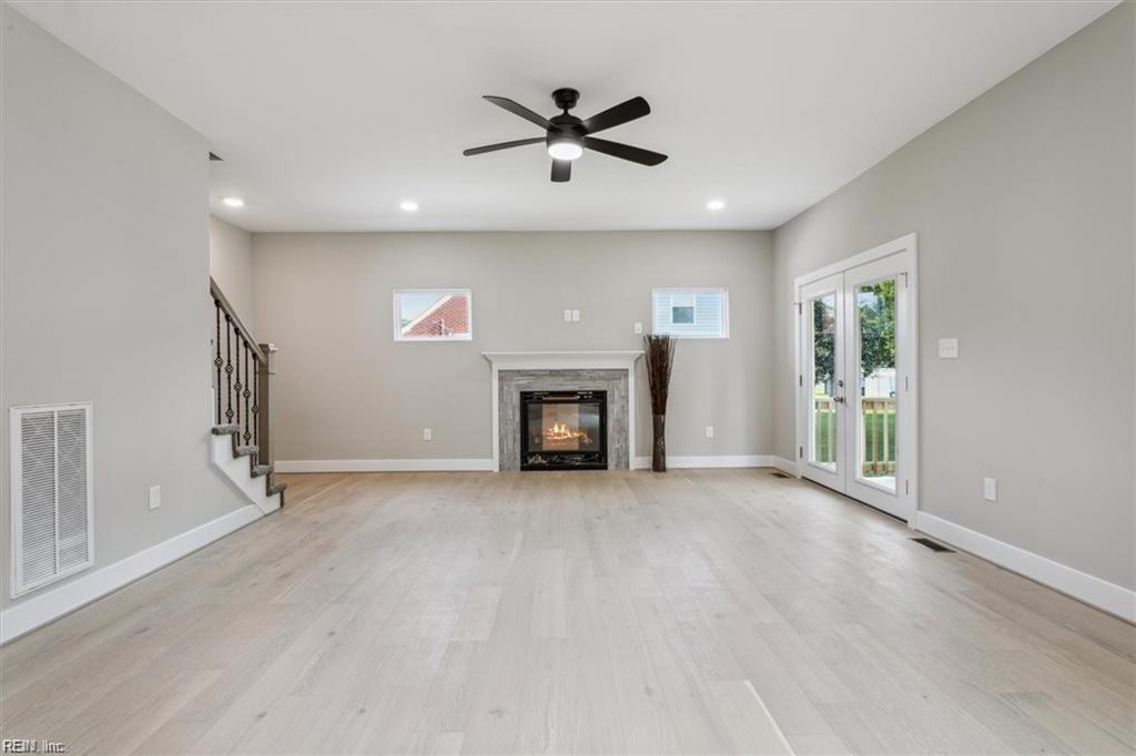 16 Madison Lane S Newport News VA 23606