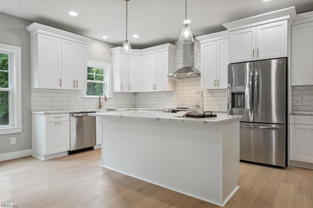 16 Madison Lane S Newport News VA 23606