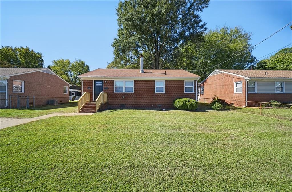 5305 Chestnut Avenue Newport News VA 23605