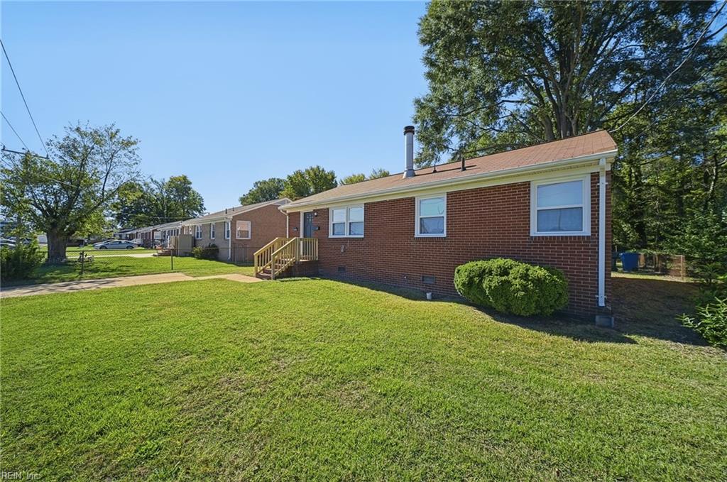 5305 Chestnut Avenue Newport News VA 23605