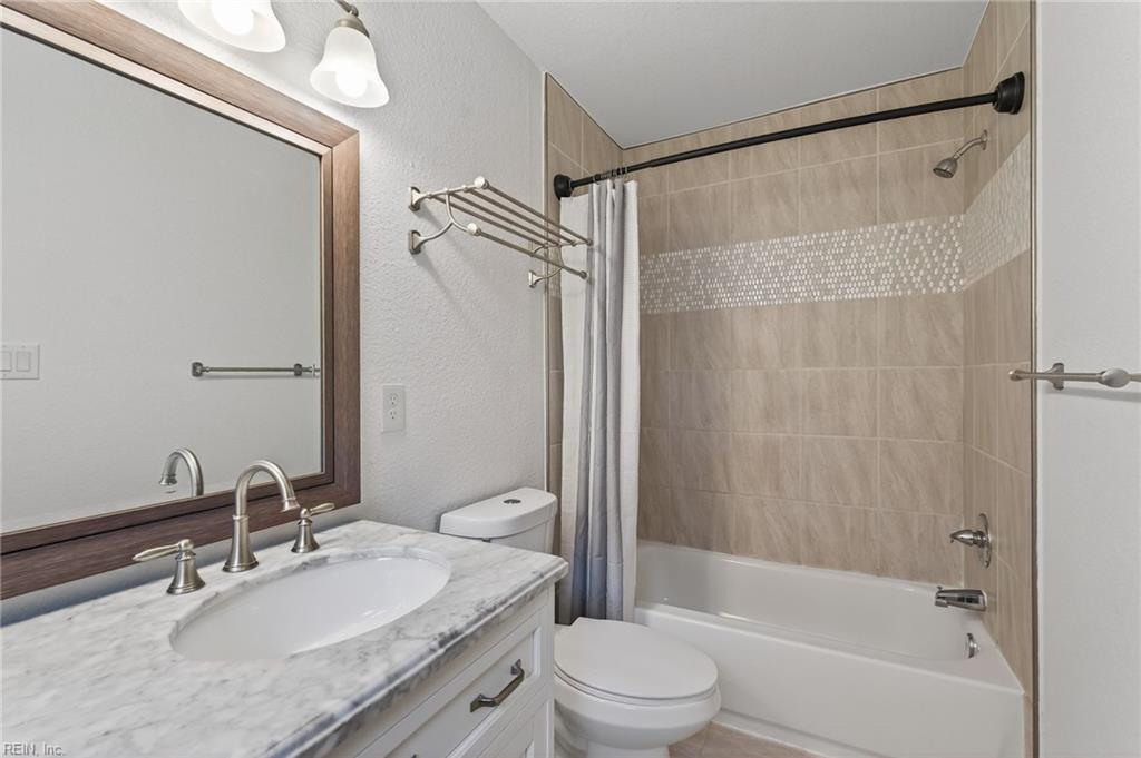 633 Brewer Street Newport News VA 23605