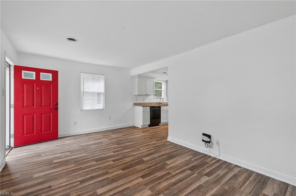 633 Brewer Street Newport News VA 23605