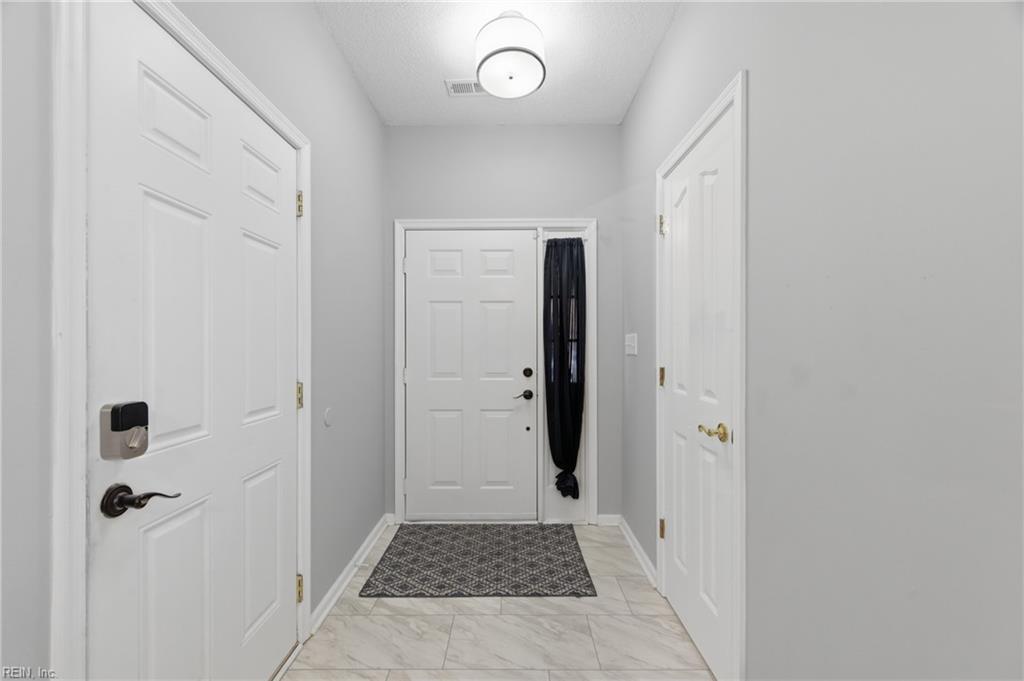 816 Greystone Trace Newport News VA 23602