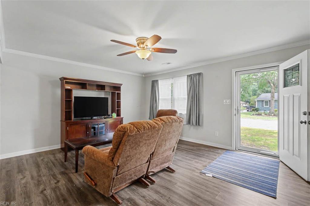 207 Robinson Drive Newport News VA 23601