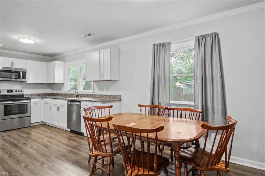 207 Robinson Drive Newport News VA 23601