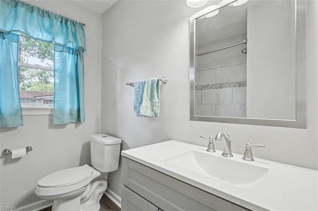 207 Robinson Drive Newport News VA 23601