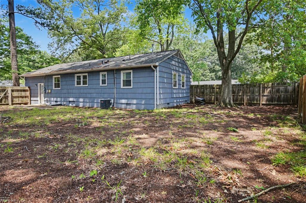207 Robinson Drive Newport News VA 23601