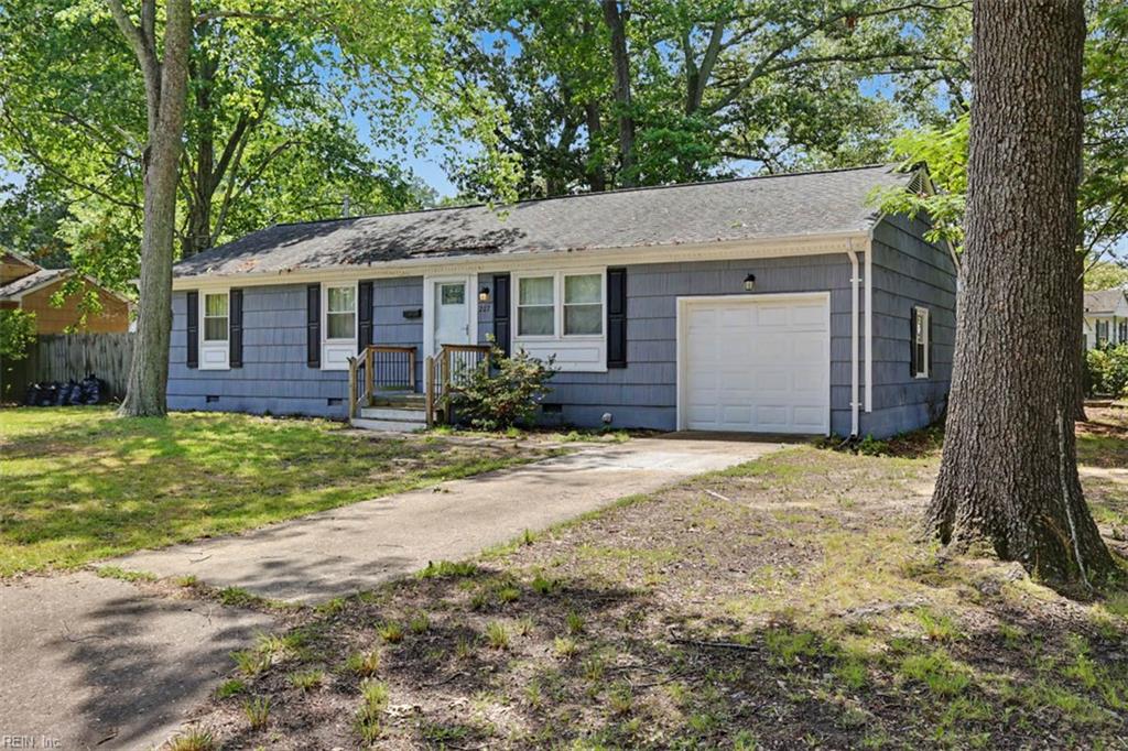 207 Robinson Drive Newport News VA 23601