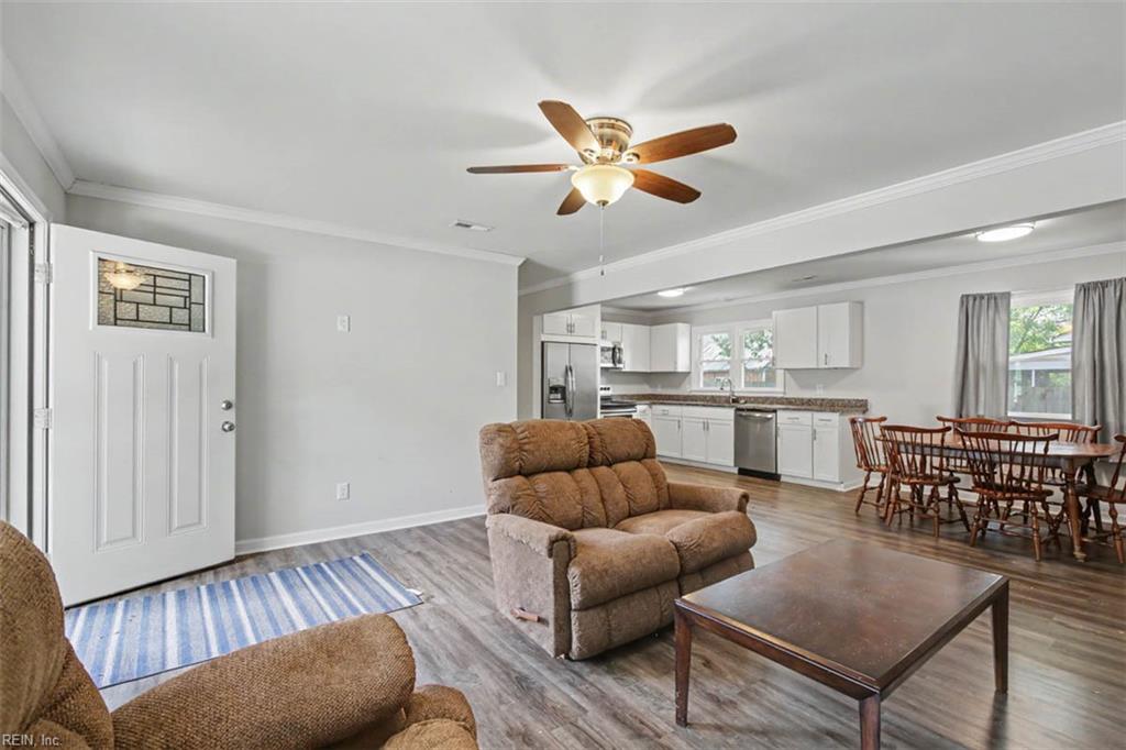 207 Robinson Drive Newport News VA 23601