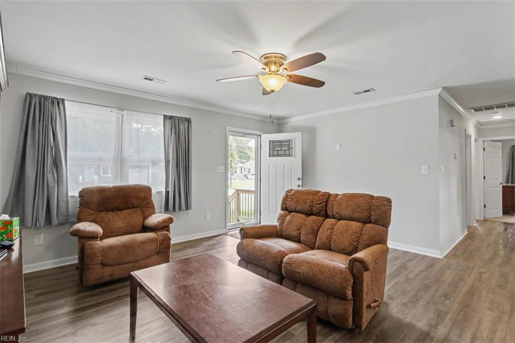 207 Robinson Drive Newport News VA 23601