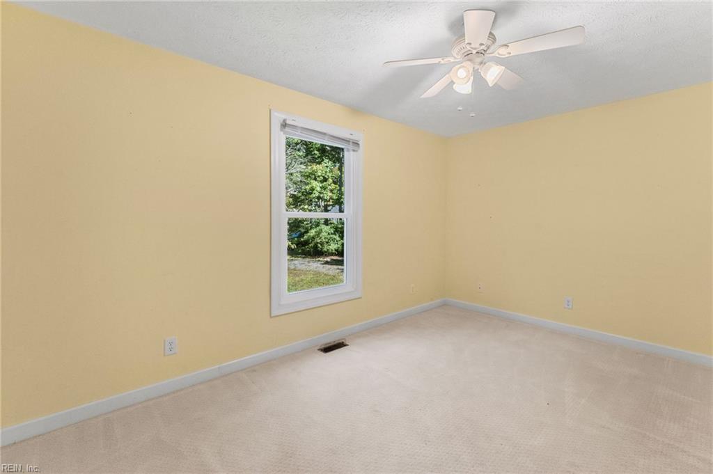 6514 Wyncote Avenue Gloucester VA 23061