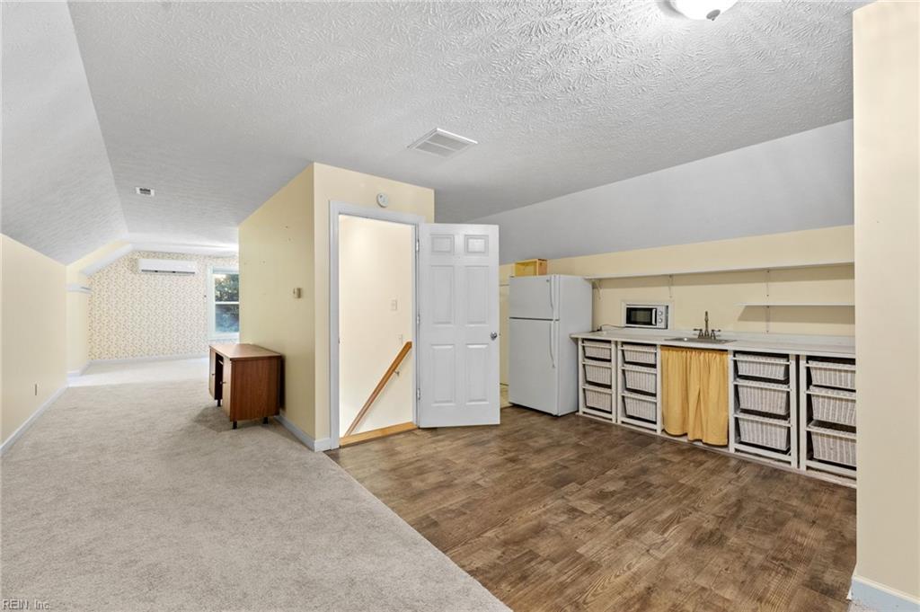 6514 Wyncote Avenue Gloucester VA 23061