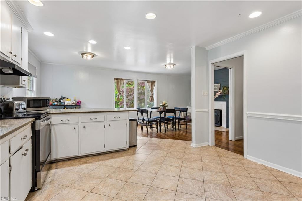 70 Sweetbriar Drive Newport News VA 23606