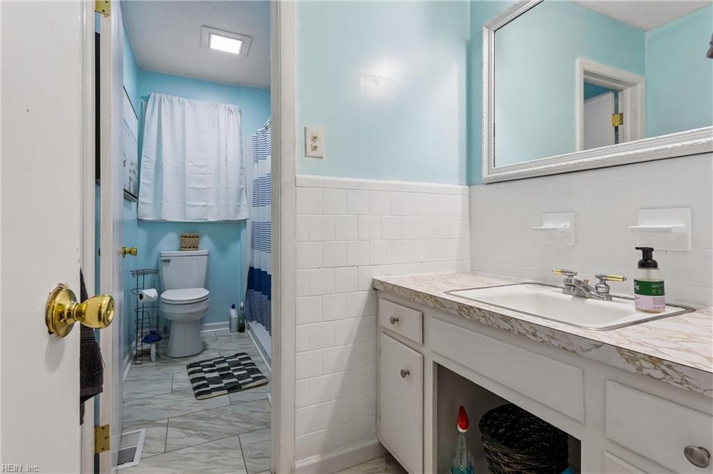 70 Sweetbriar Drive Newport News VA 23606