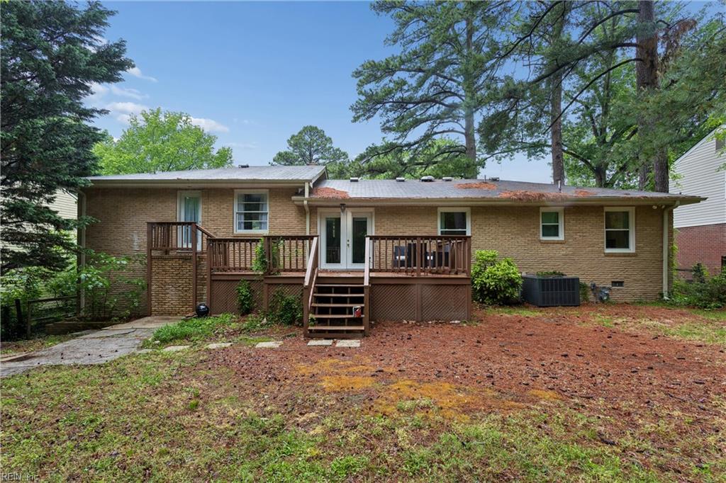 70 Sweetbriar Drive Newport News VA 23606