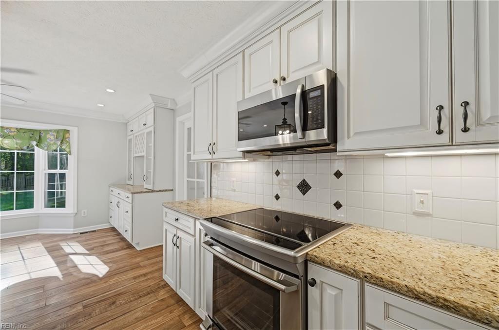 602 Lake Dale Way Yorktown VA 23693