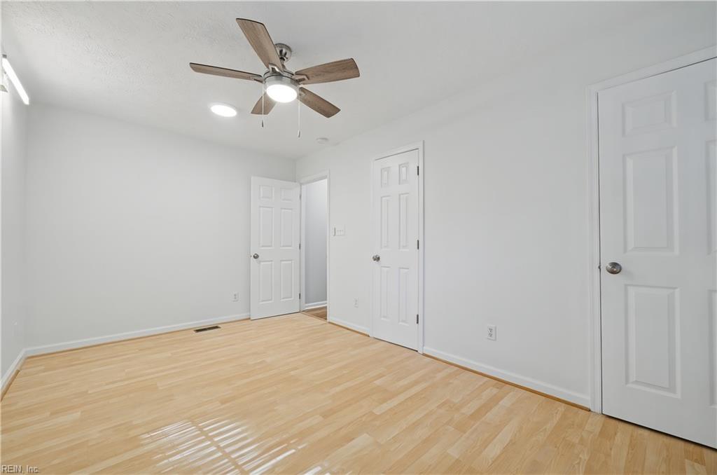 602 Lake Dale Way Yorktown VA 23693