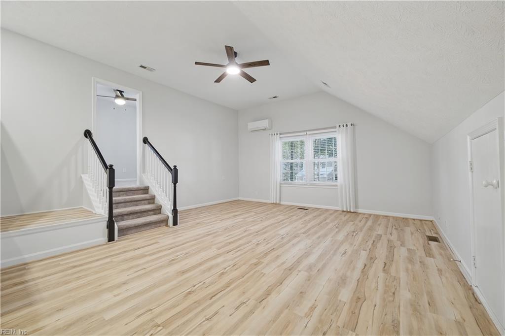 602 Lake Dale Way Yorktown VA 23693