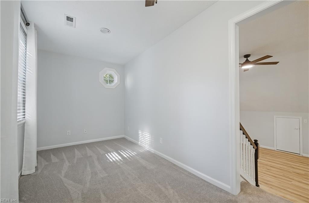 602 Lake Dale Way Yorktown VA 23693