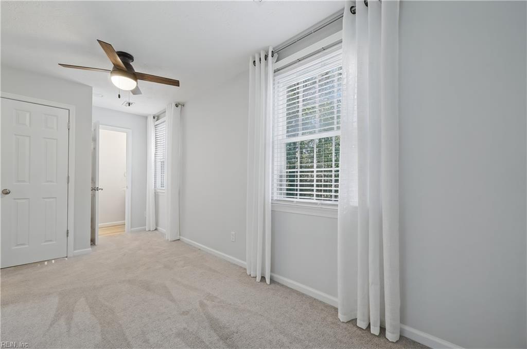602 Lake Dale Way Yorktown VA 23693