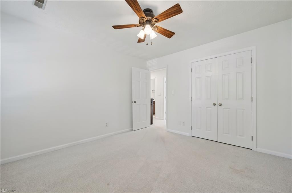602 Lake Dale Way Yorktown VA 23693