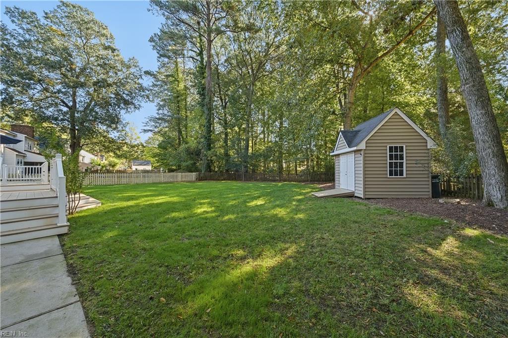 602 Lake Dale Way Yorktown VA 23693
