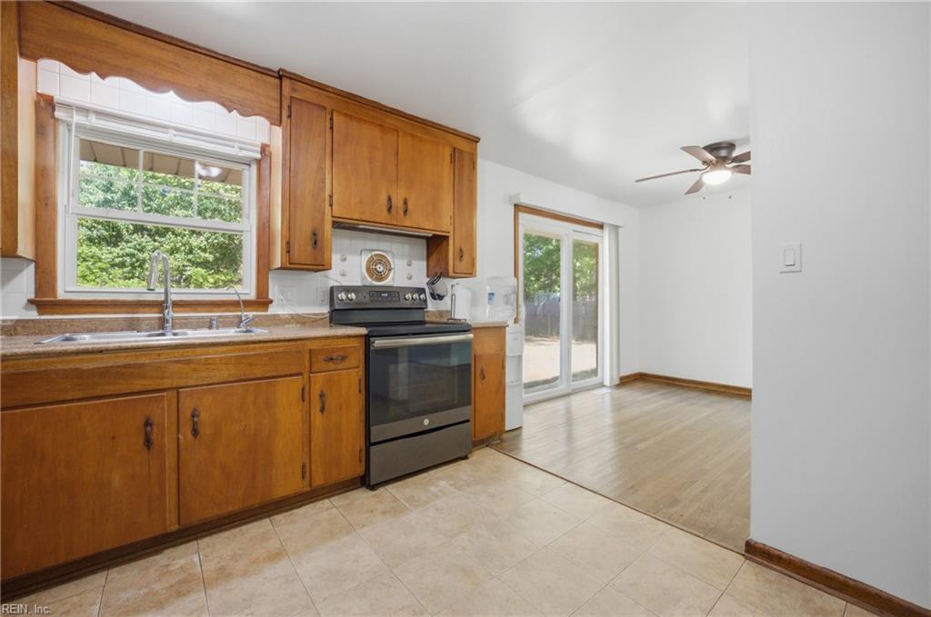 13 Richland Drive Newport News VA 23608