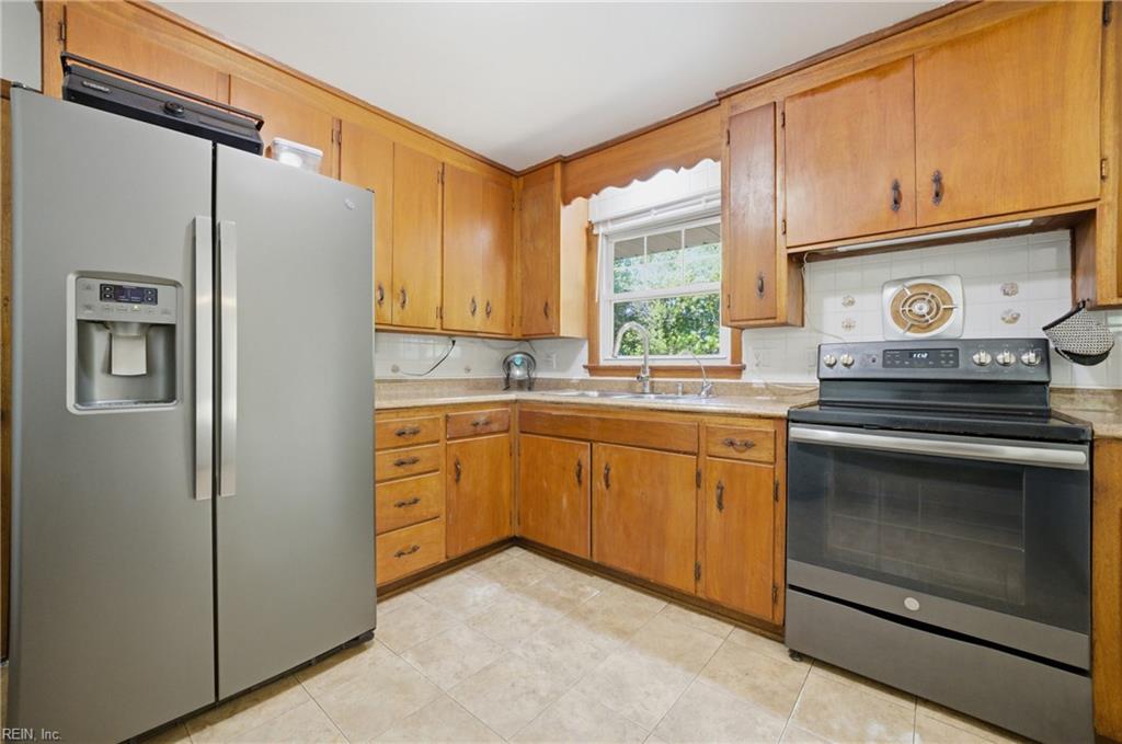 13 Richland Drive Newport News VA 23608