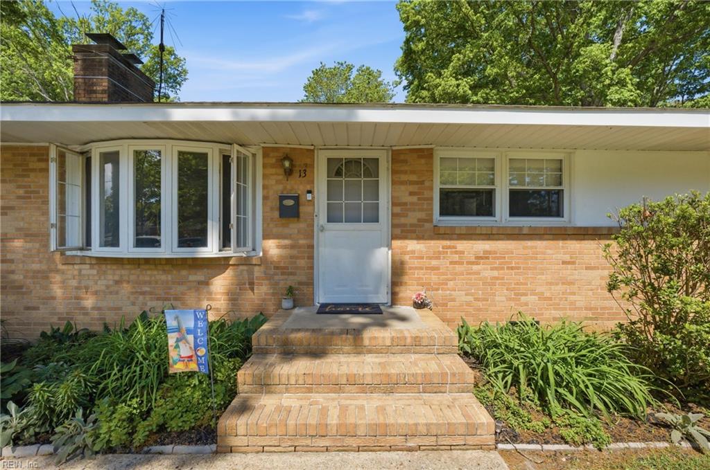 13 Richland Drive Newport News VA 23608