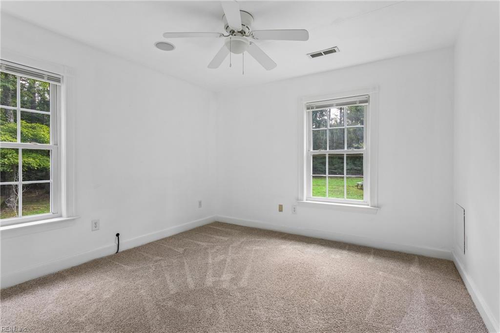 12375 Dogwood Trail Gloucester VA 23061