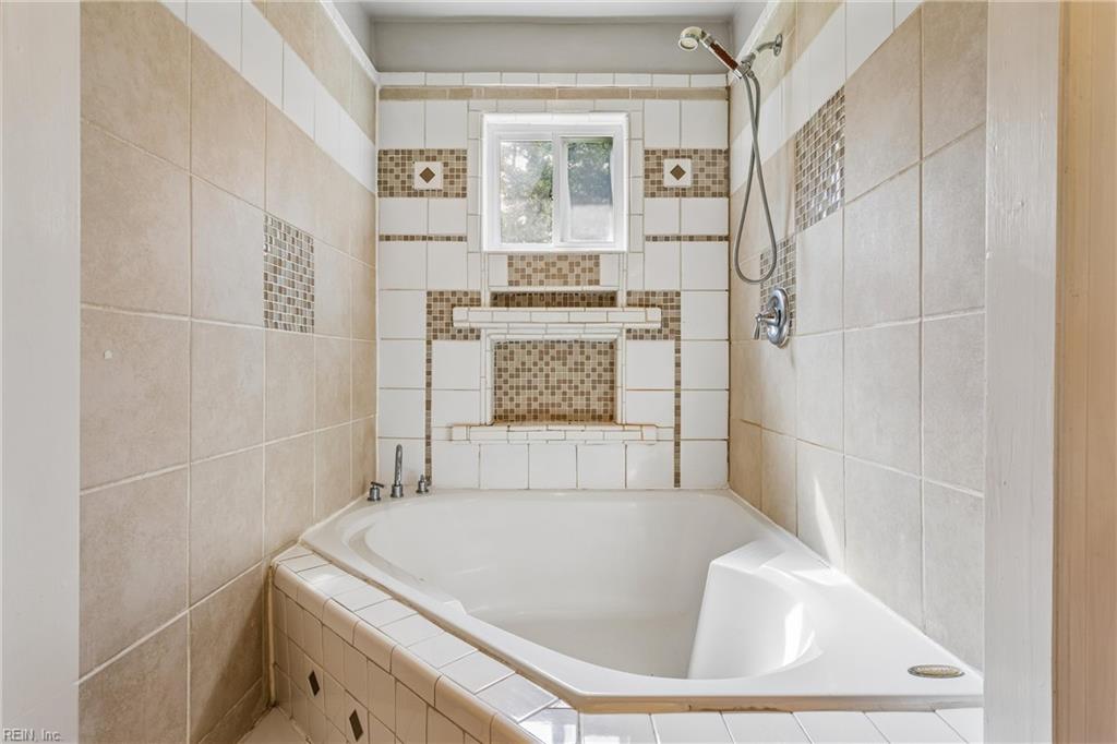 12375 Dogwood Trail Gloucester VA 23061