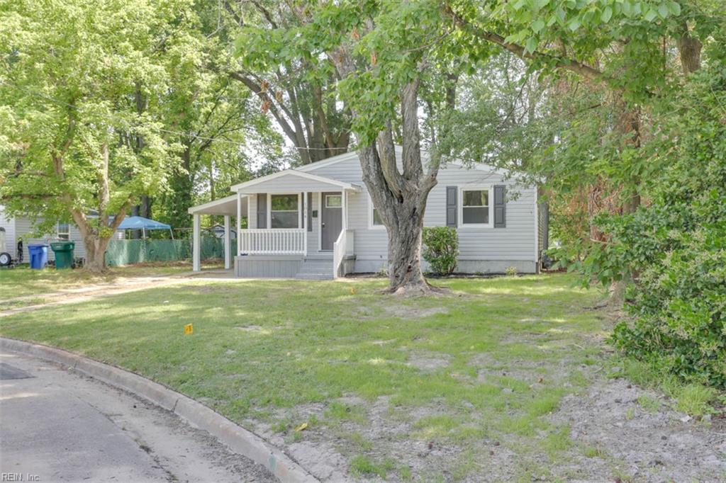 1014 E Russell Court Newport News VA 23605