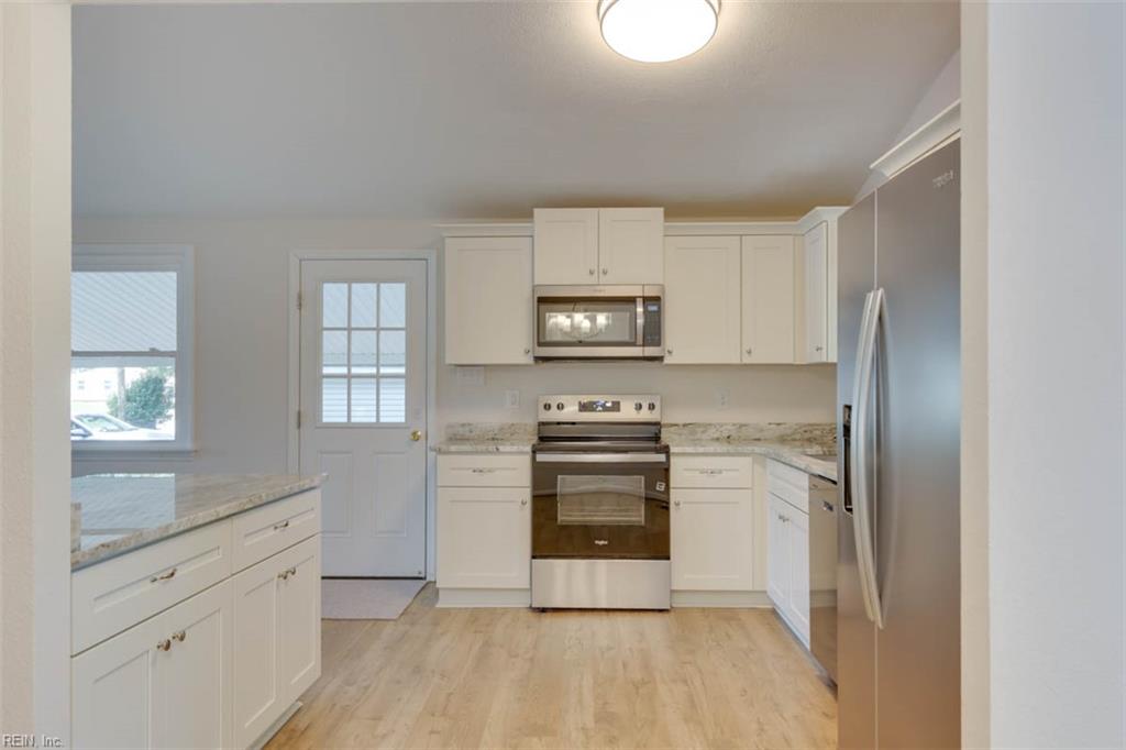 1014 E Russell Court Newport News VA 23605