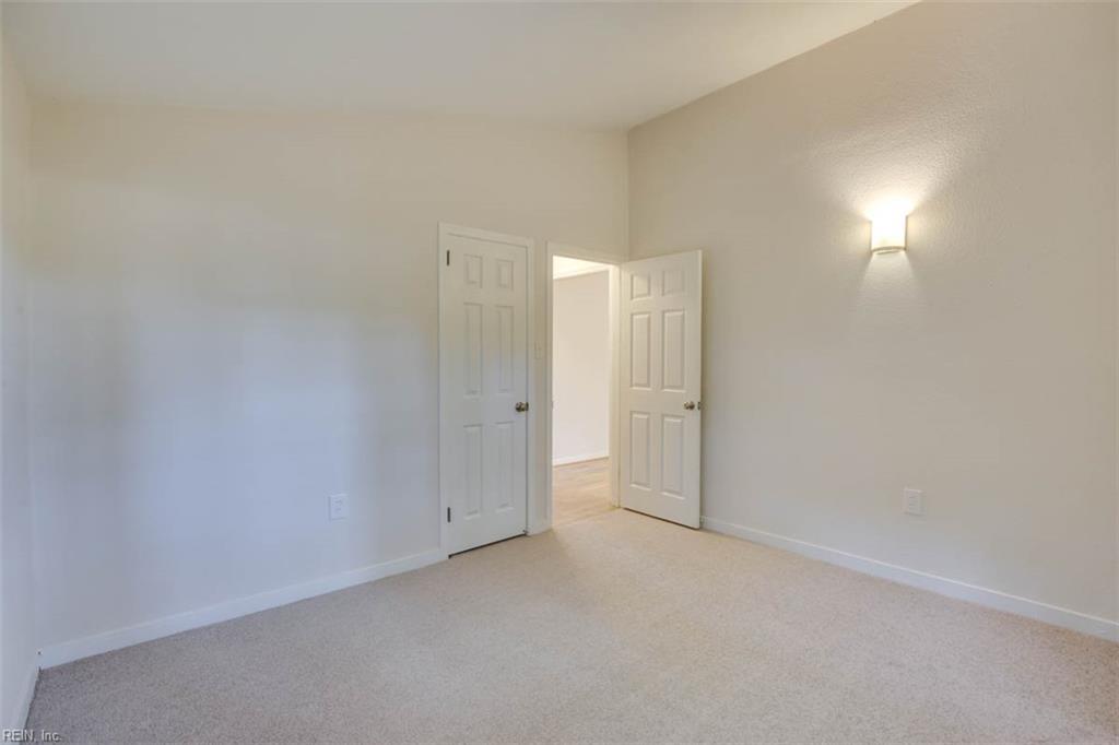 1014 E Russell Court Newport News VA 23605