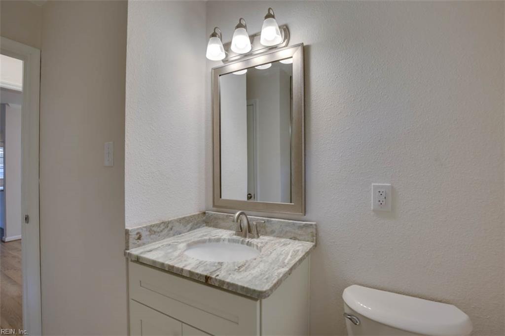 1014 E Russell Court Newport News VA 23605