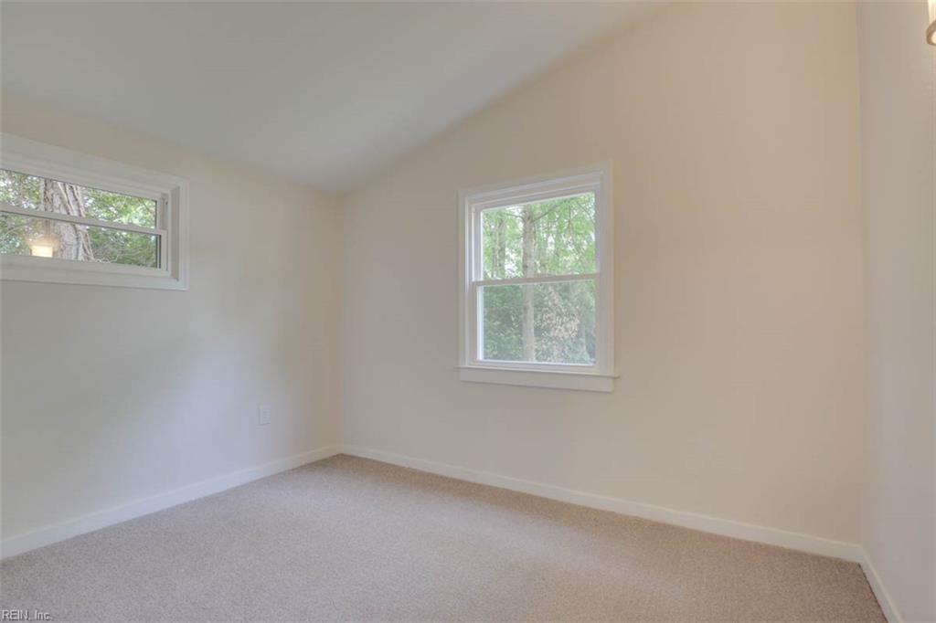 1014 E Russell Court Newport News VA 23605