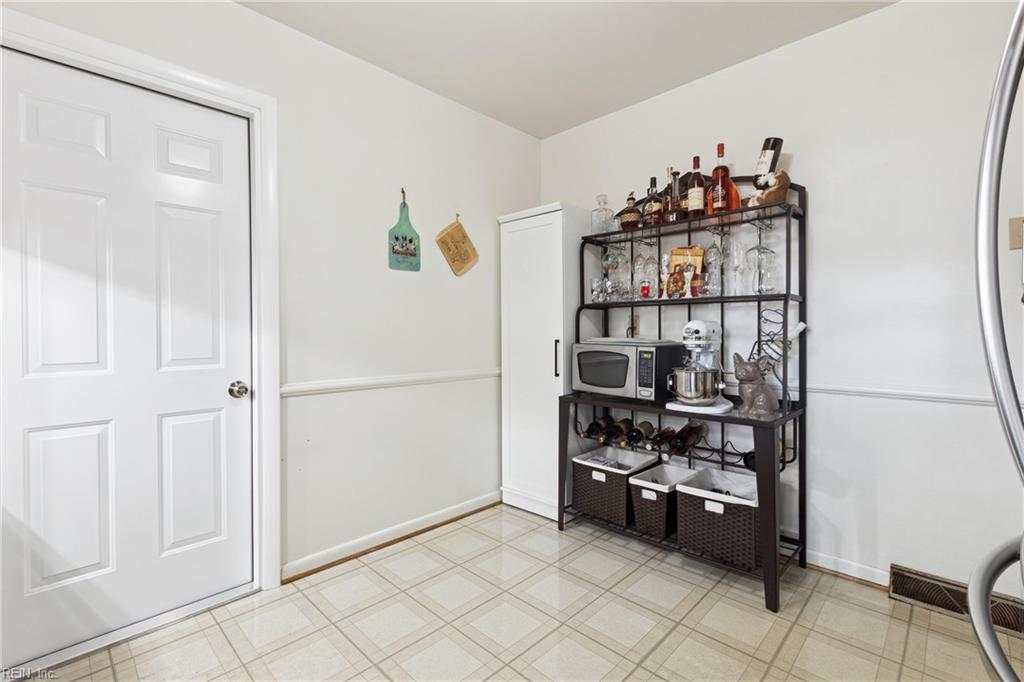 176 Hawthorne Drive Newport News VA 23602