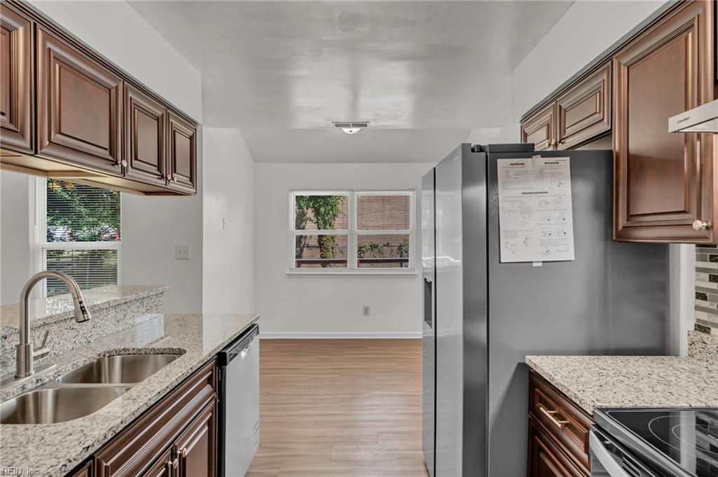 370 Pear Ridge Circle Newport News VA 23602