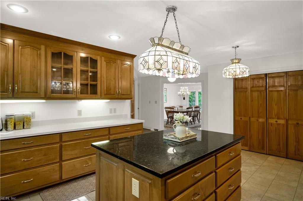 222 Sherwood Forest Williamsburg VA 23188