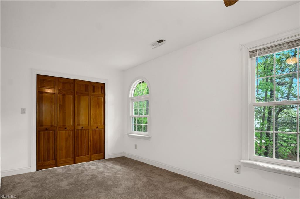 222 Sherwood Forest Williamsburg VA 23188