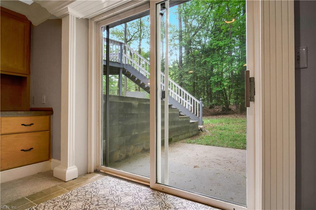 222 Sherwood Forest Williamsburg VA 23188