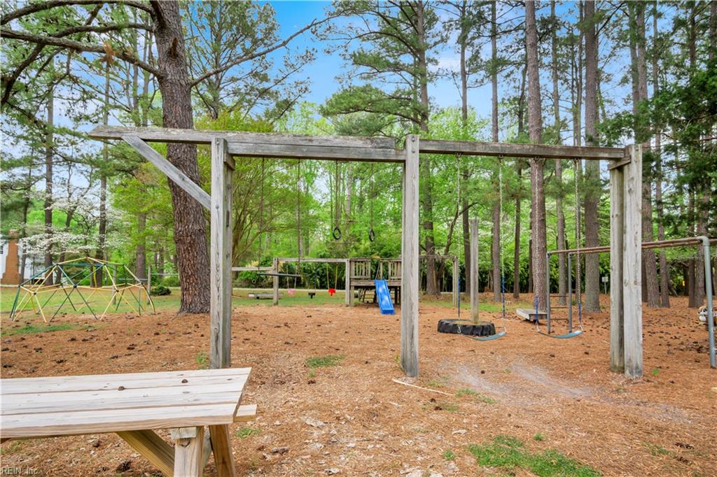 222 Sherwood Forest Williamsburg VA 23188