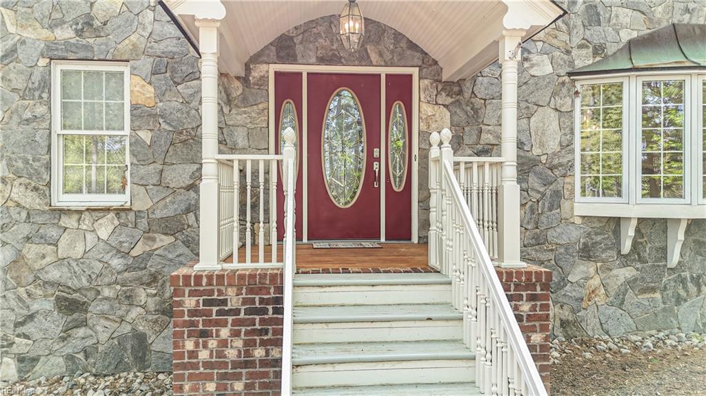 222 Sherwood Forest Williamsburg VA 23188