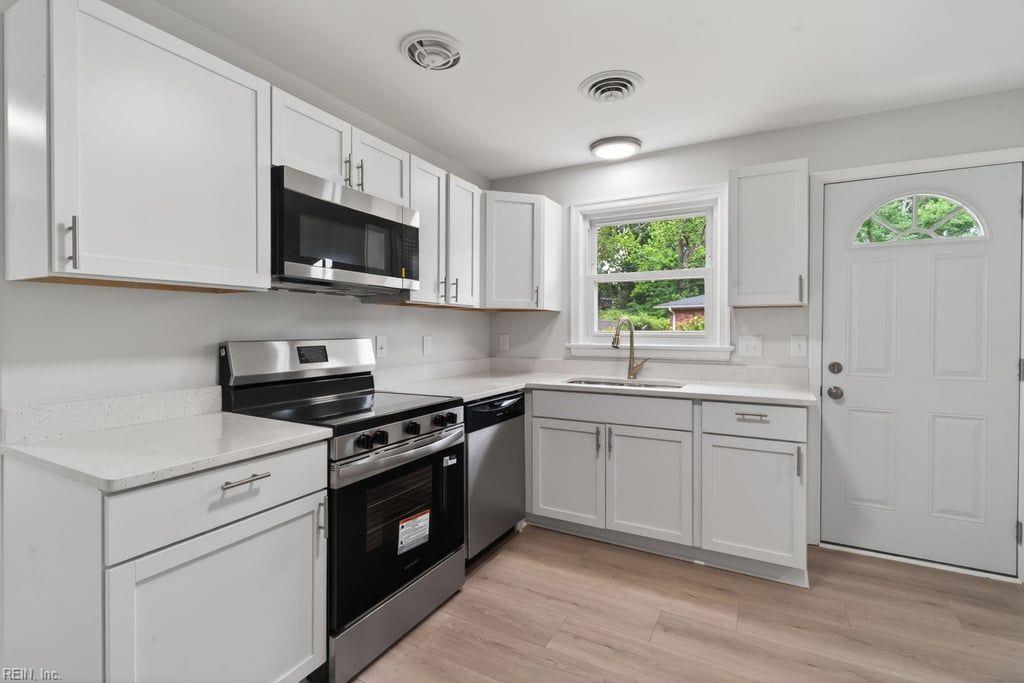 35 Green Court Newport News VA 23601