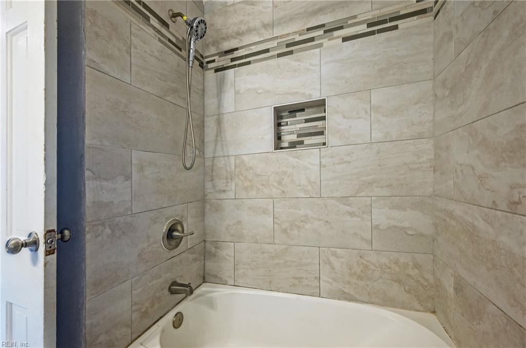 819 19th Place Newport News VA 23607