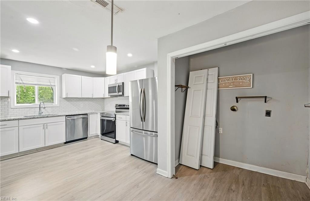 819 19th Place Newport News VA 23607